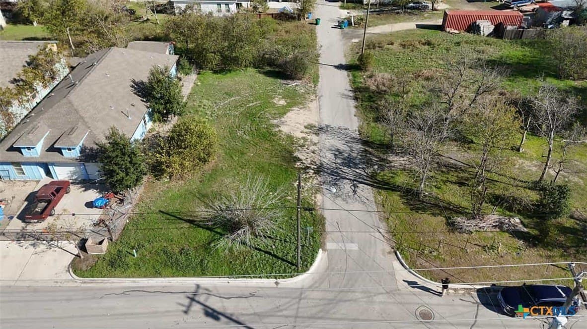 0.14 acres in Williamson County - photo 5