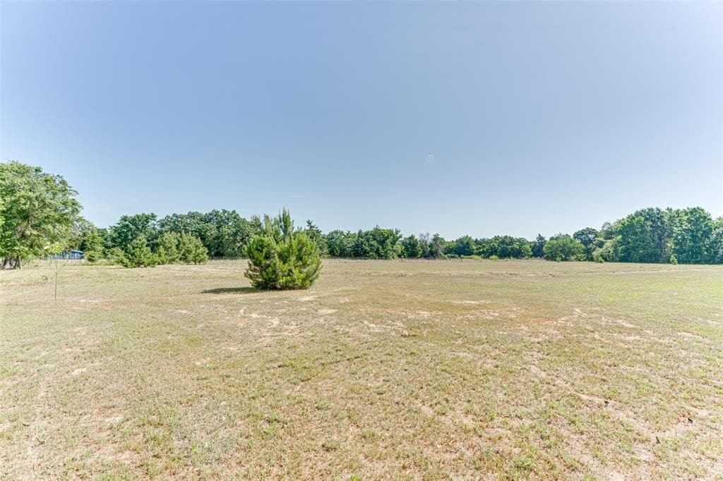 10 acres in Rains County - photo 2