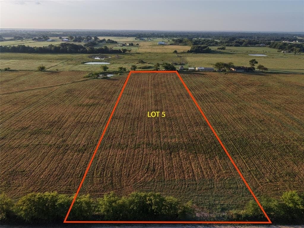 2.5 acres in Navarro County - photo 8