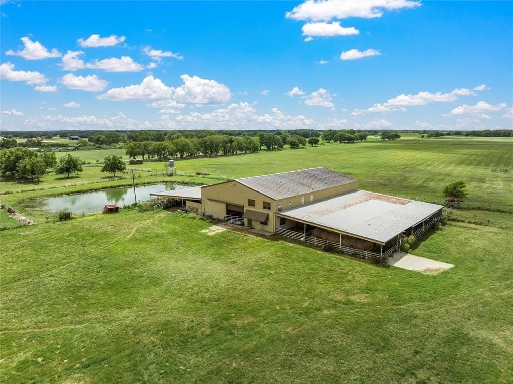 190 acres in Hill County - photo 8