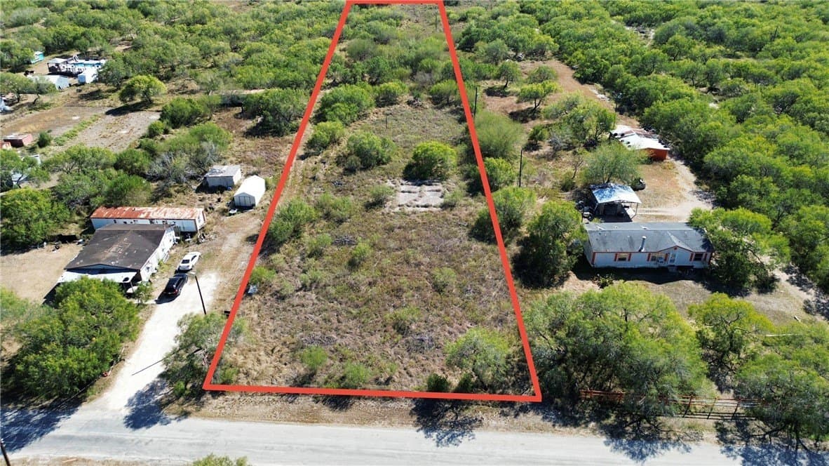 3.36 acres in Kleberg County - photo 3