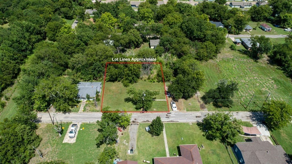 0.33 acres in Hunt County - photo 2