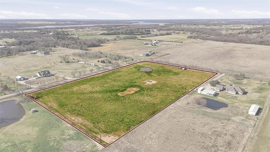 9.92 acres in Grayson County - photo 16