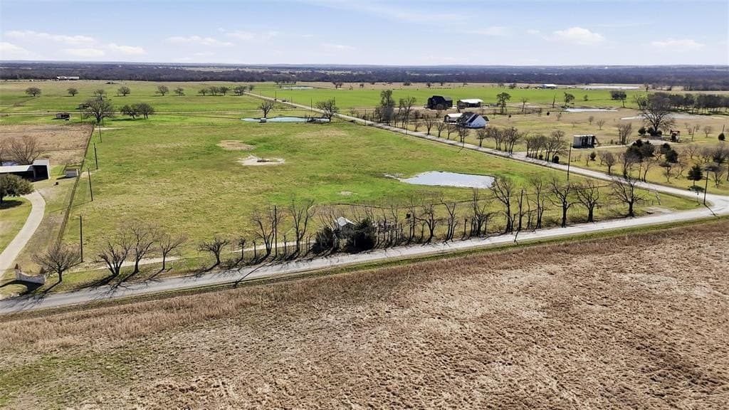 9.92 acres in Grayson County - photo 5
