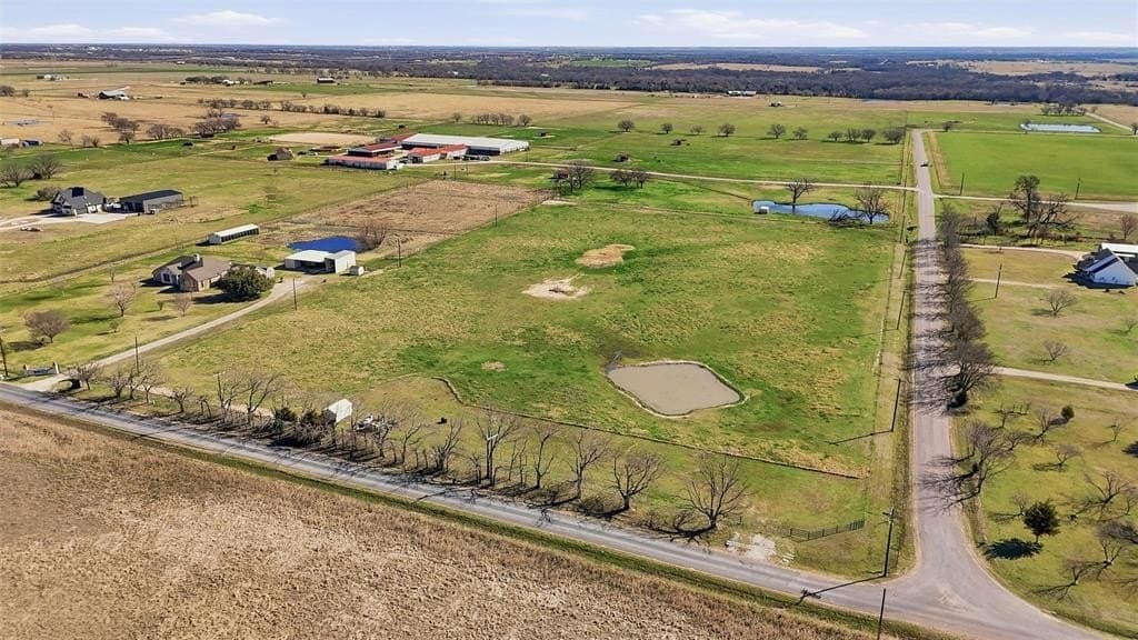 9.92 acres in Grayson County - photo 2
