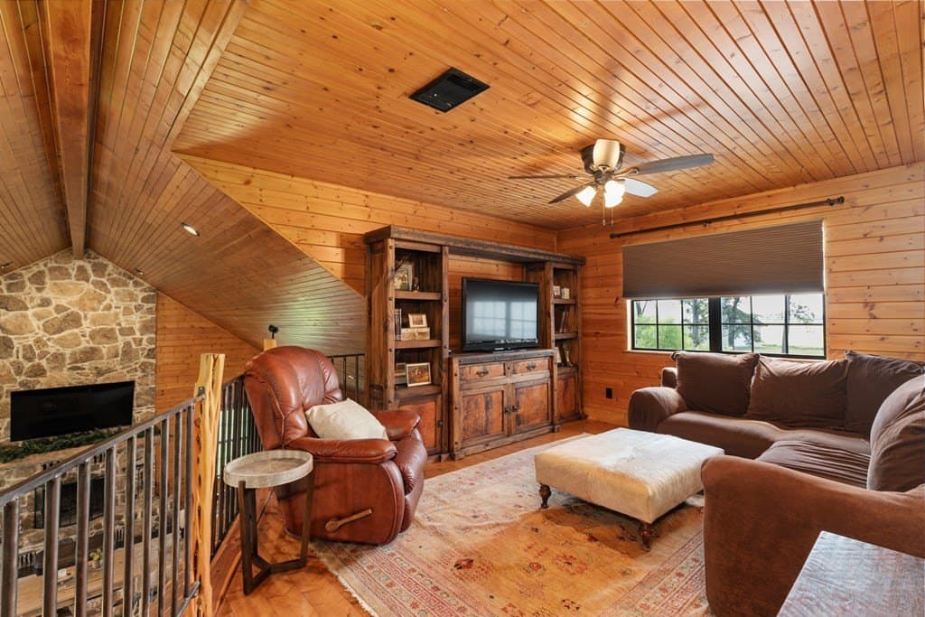 52.83 acres in Van Zandt County - photo 32