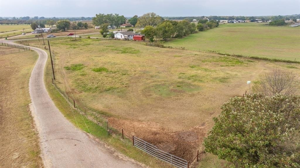 32.92 acres in McLennan County - photo 33