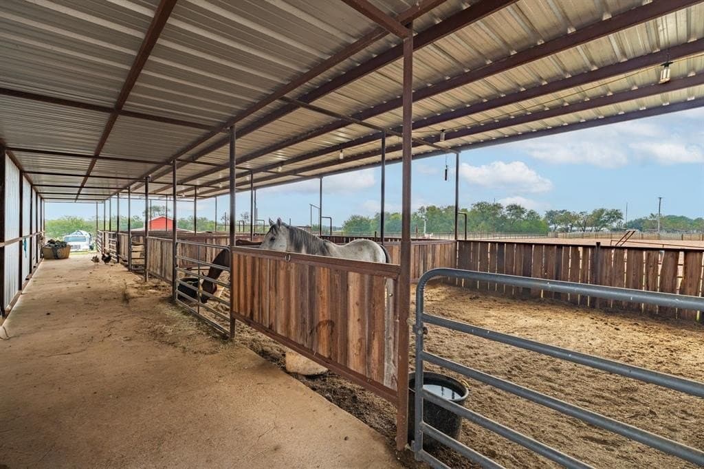 32.92 acres in McLennan County - photo 10