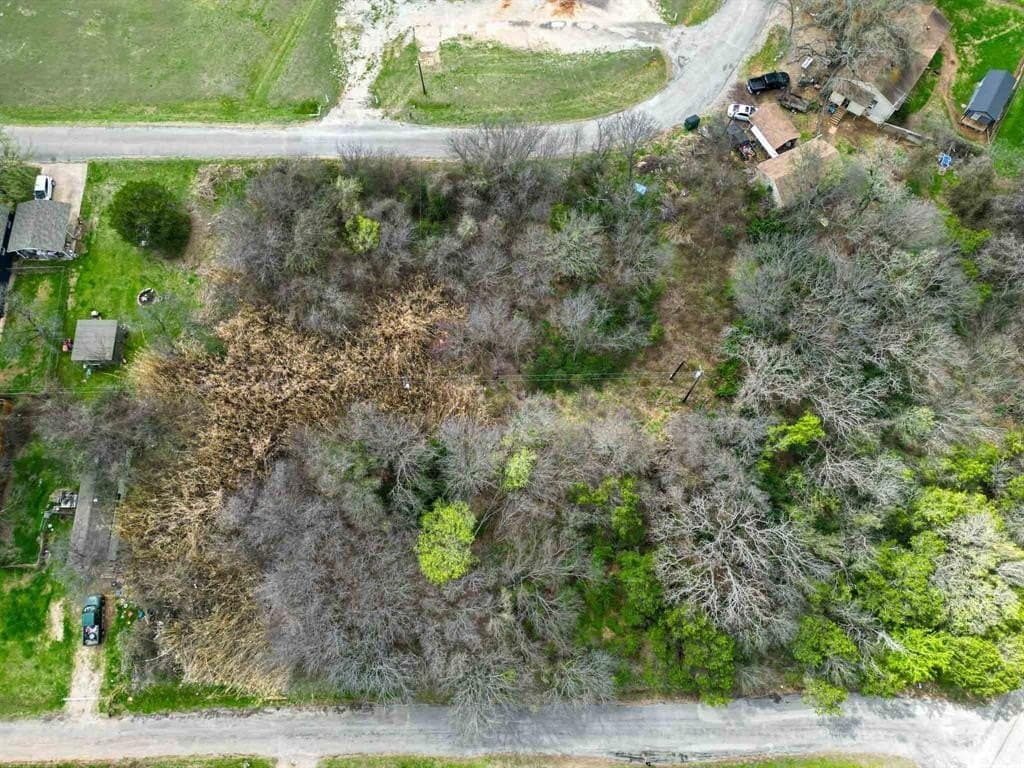 0.23 acres in Hood County - photo 4