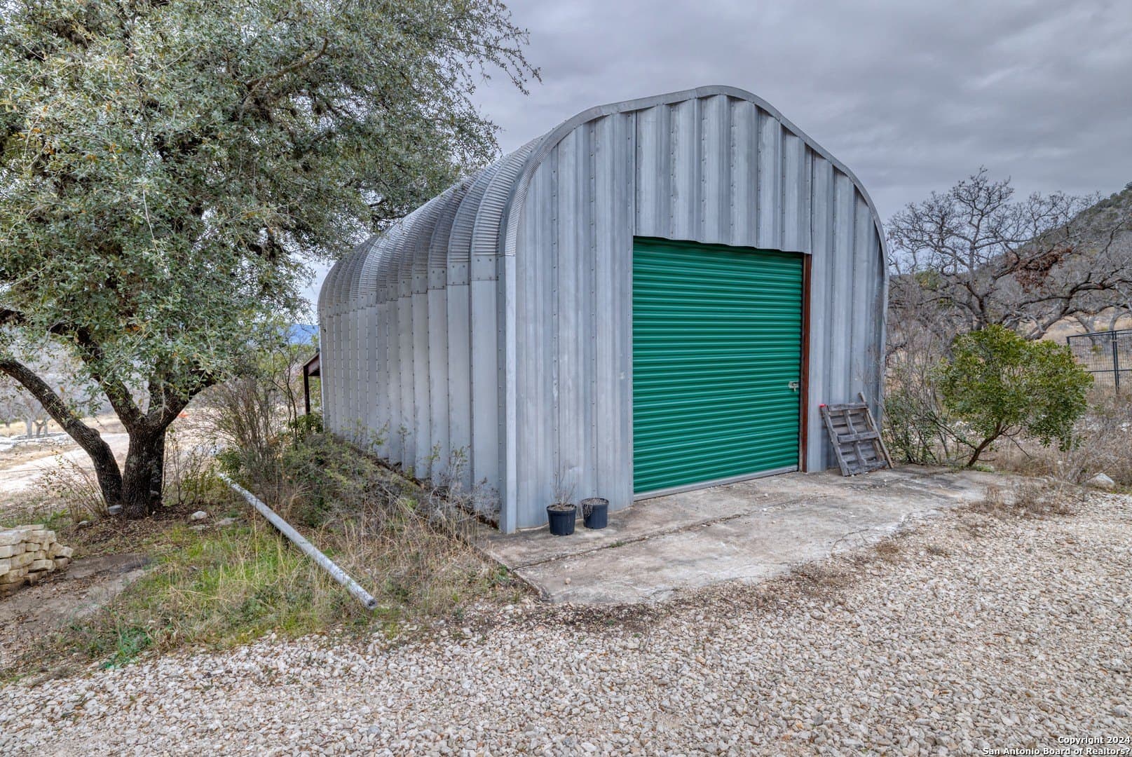 42 acres in Real County - photo 35