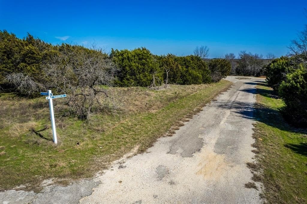 0.37 acres in Hill County - photo 15