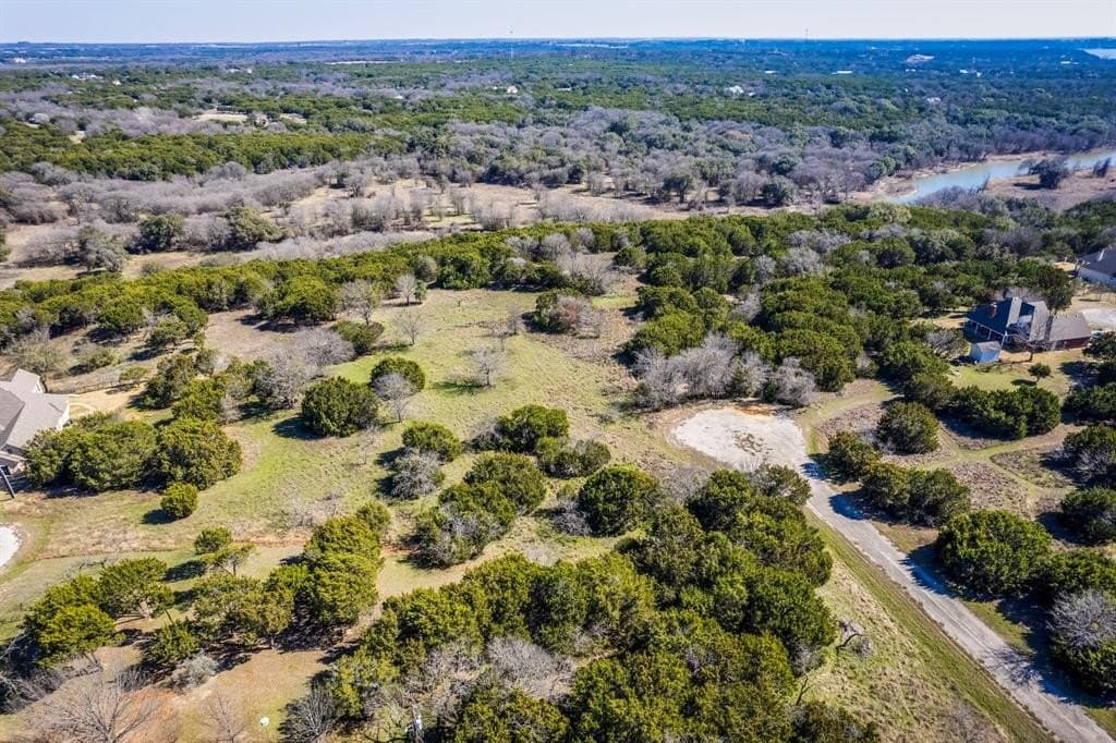 0.37 acres in Hill County - photo 3