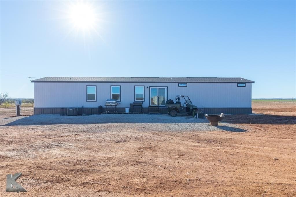 10.49 acres in Jones County - photo 4