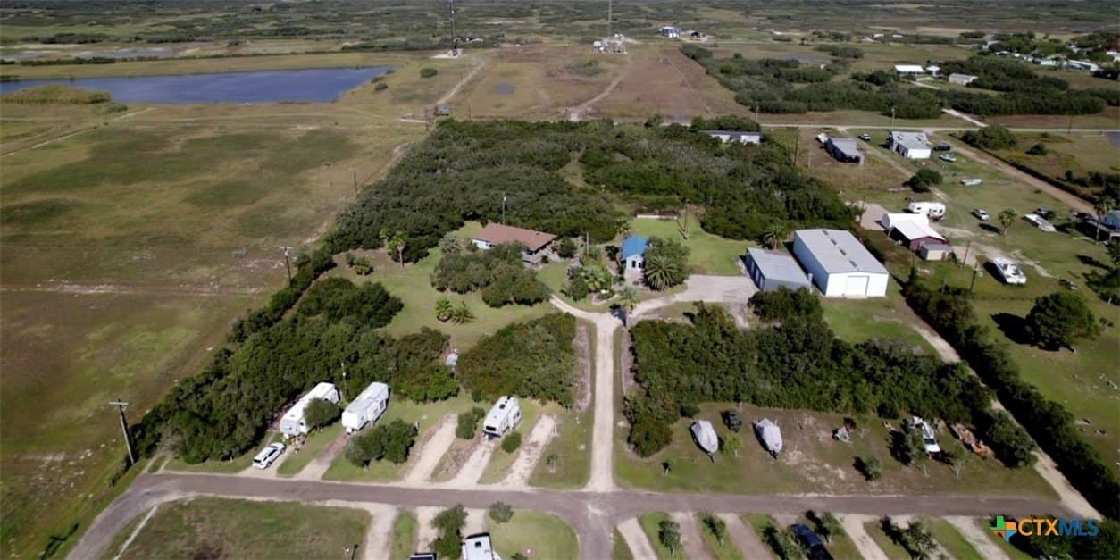 10 acres in Calhoun County - photo 2