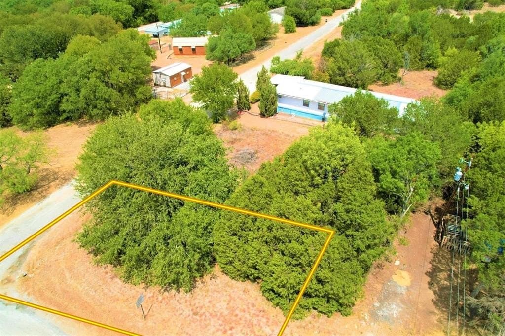 0.04 acres in Hood County - photo 7