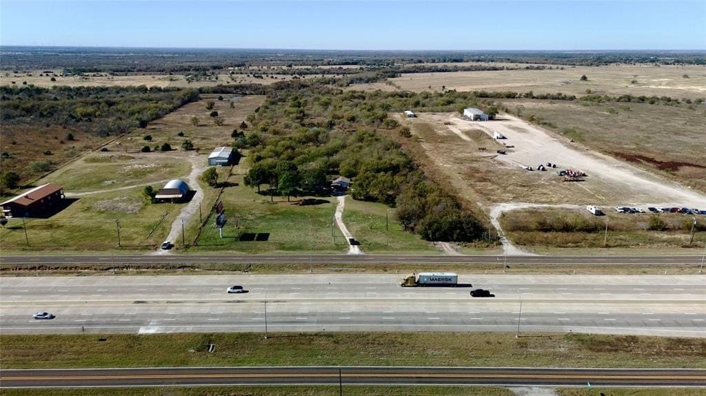 5600 S Interstate Hwy 45 W