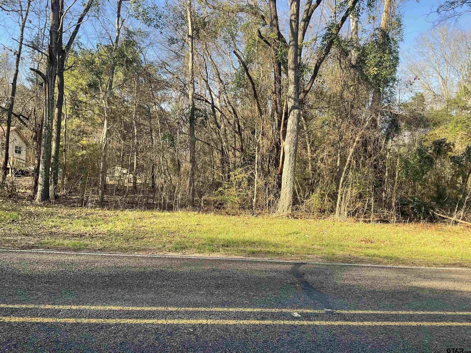 10.63 acres in Smith County - photo 3