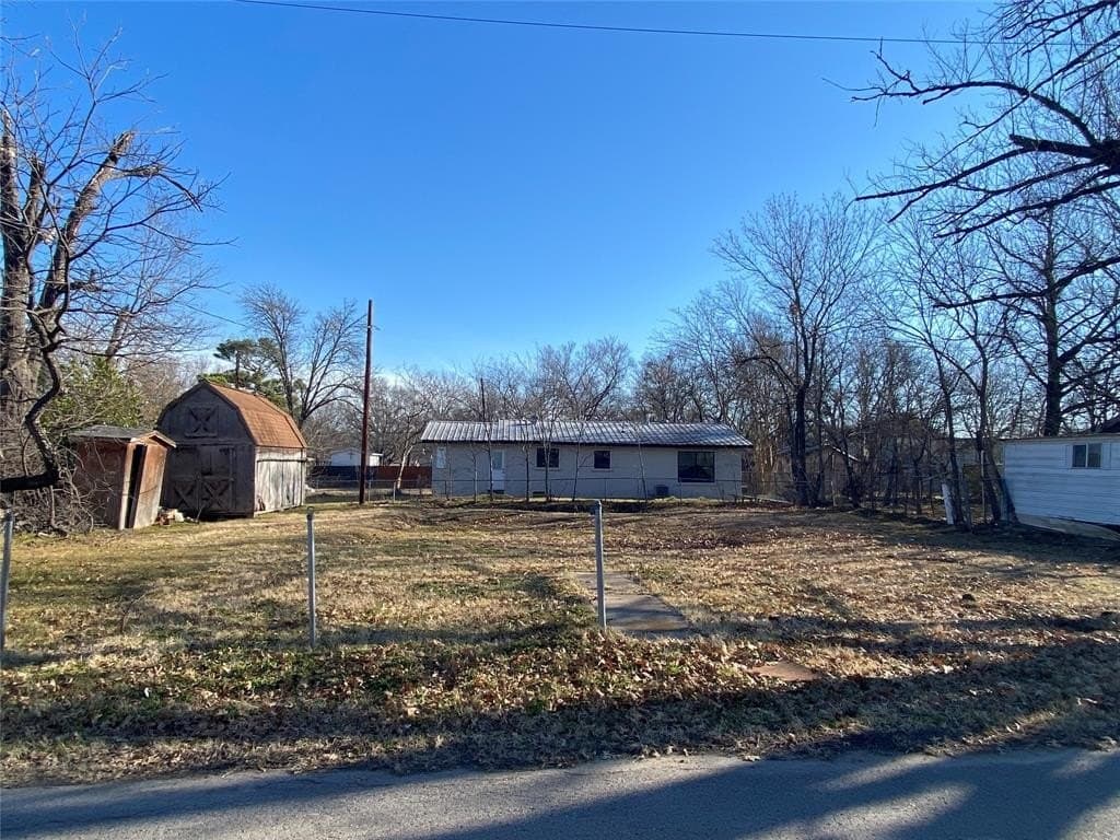 715 N 23 1/2 Street