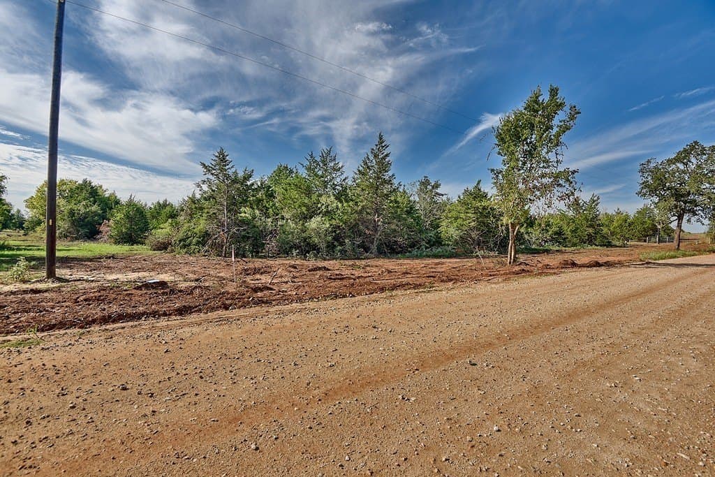 30.3 acres in Lee County - photo 2