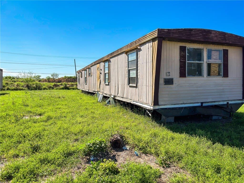 0.15 acres in Nueces County - photo 15