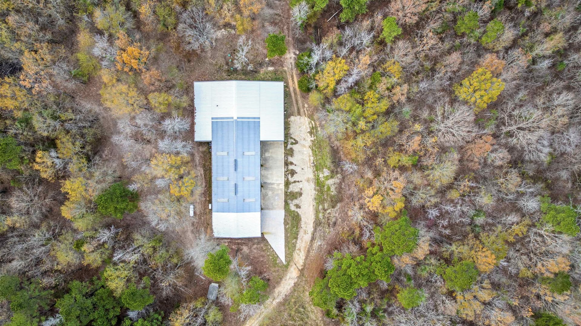 144.04 acres in Morris County - photo 2