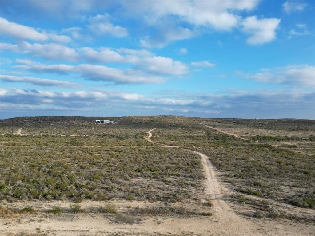 83.6 acres in Val Verde County - photo 2