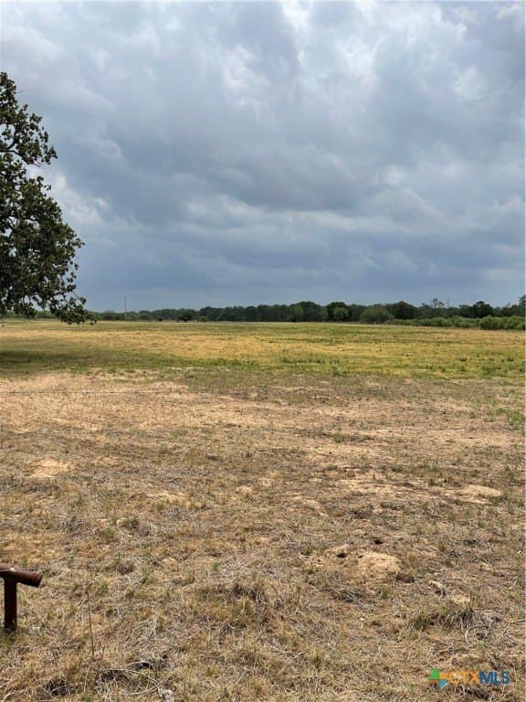 10.1 acres in Guadalupe County - photo 4