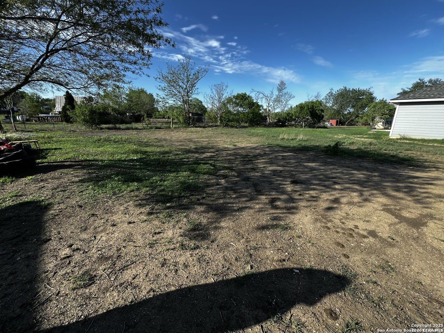 0.17 acres in Atascosa County - photo 3