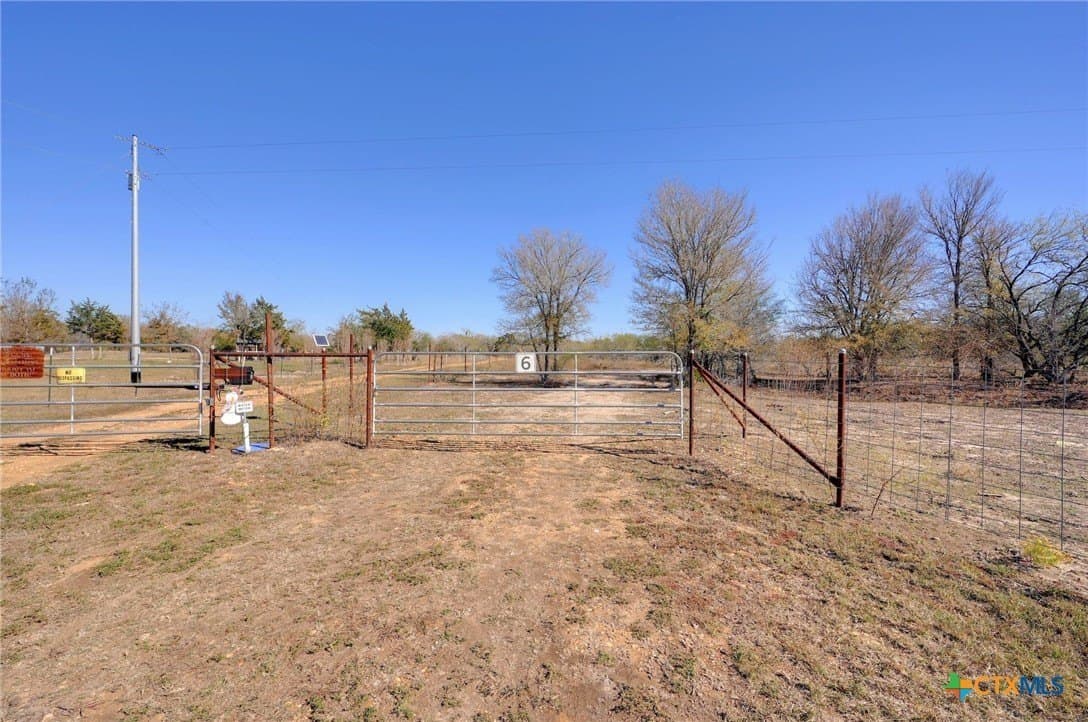 29.15 acres in Fayette County - photo 2