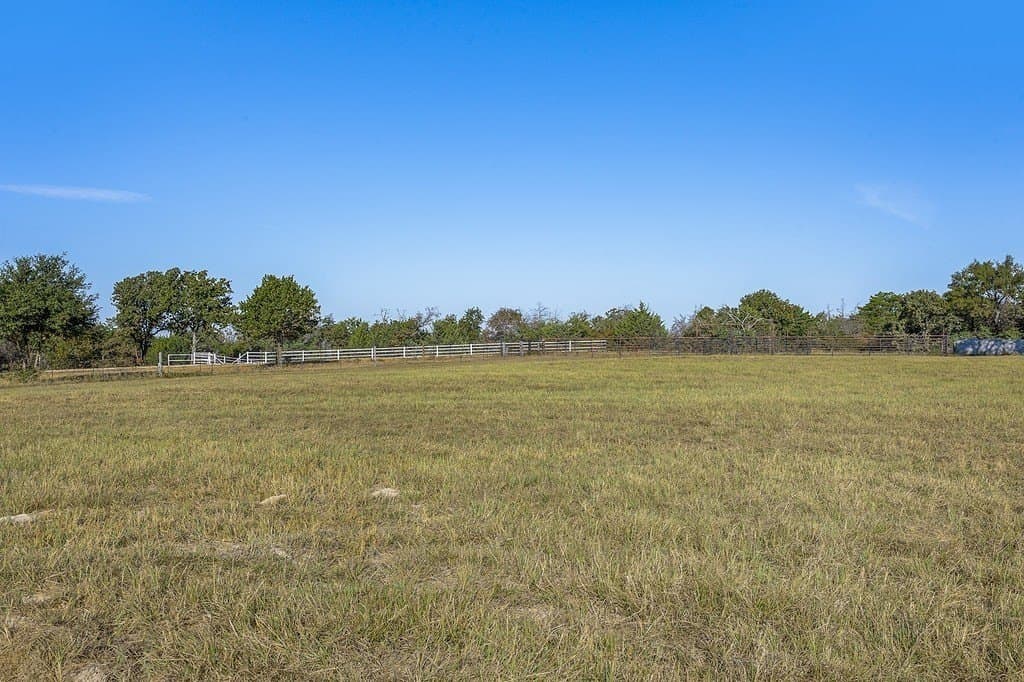 325 acres in Limestone County - photo 3