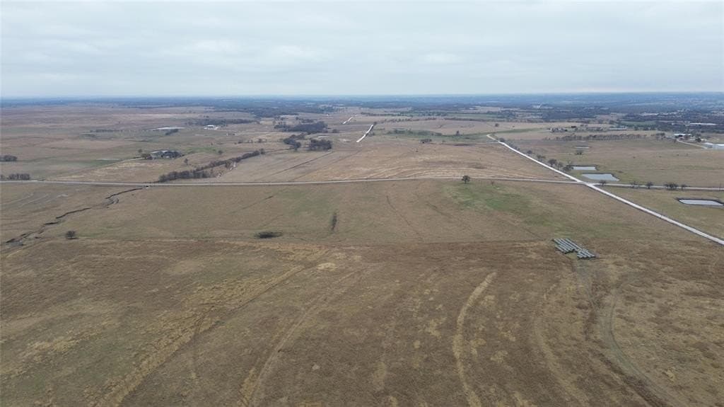 11 acres in Cooke County - photo 4