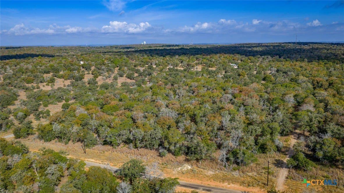 10 acres in Guadalupe County - photo 18