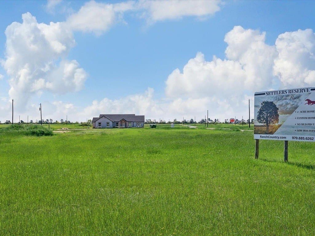 1.12 acres in Colorado County - photo 15