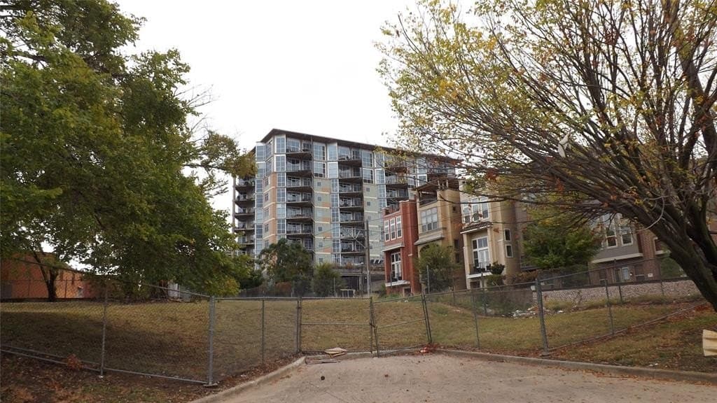 0.14 acres in Dallas County - photo 8
