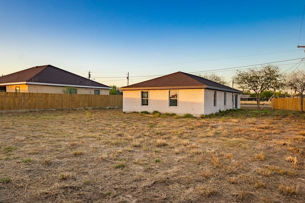 12,750 acres in Maverick County - photo 29
