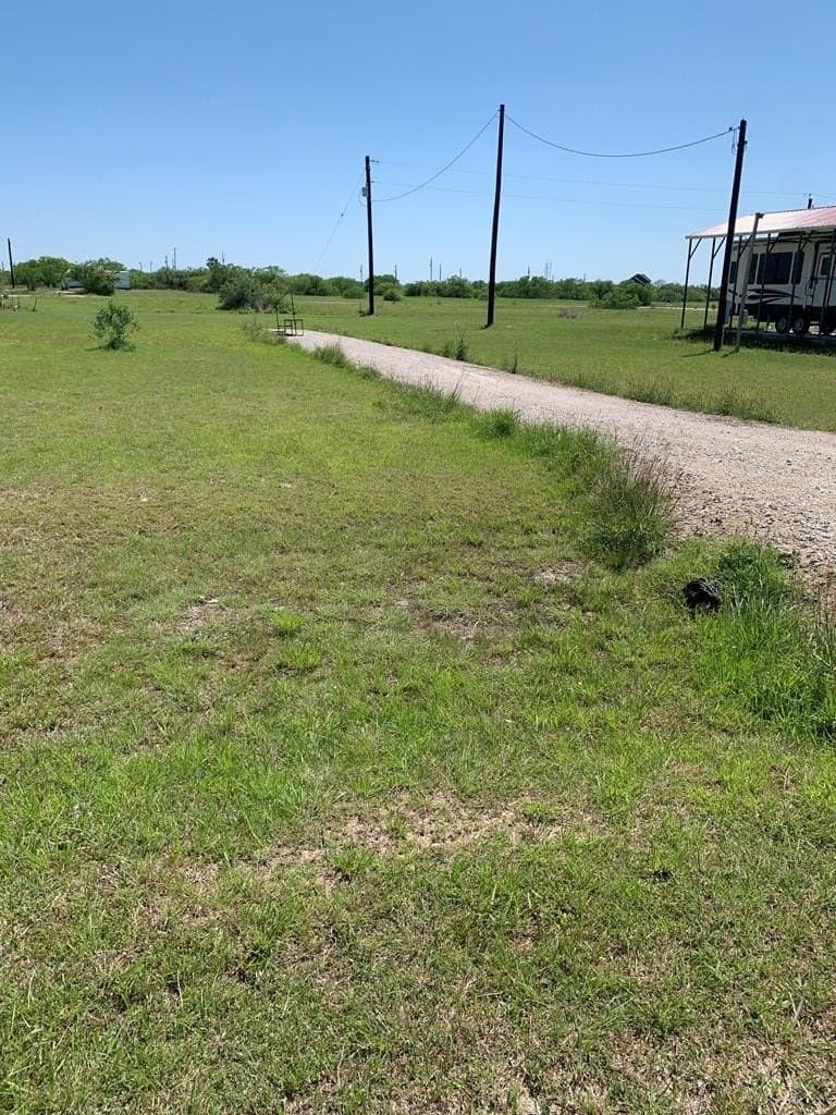 0.25 acres in Texas County - photo 4