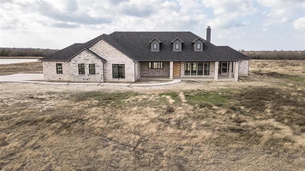 4112 County Road 1098