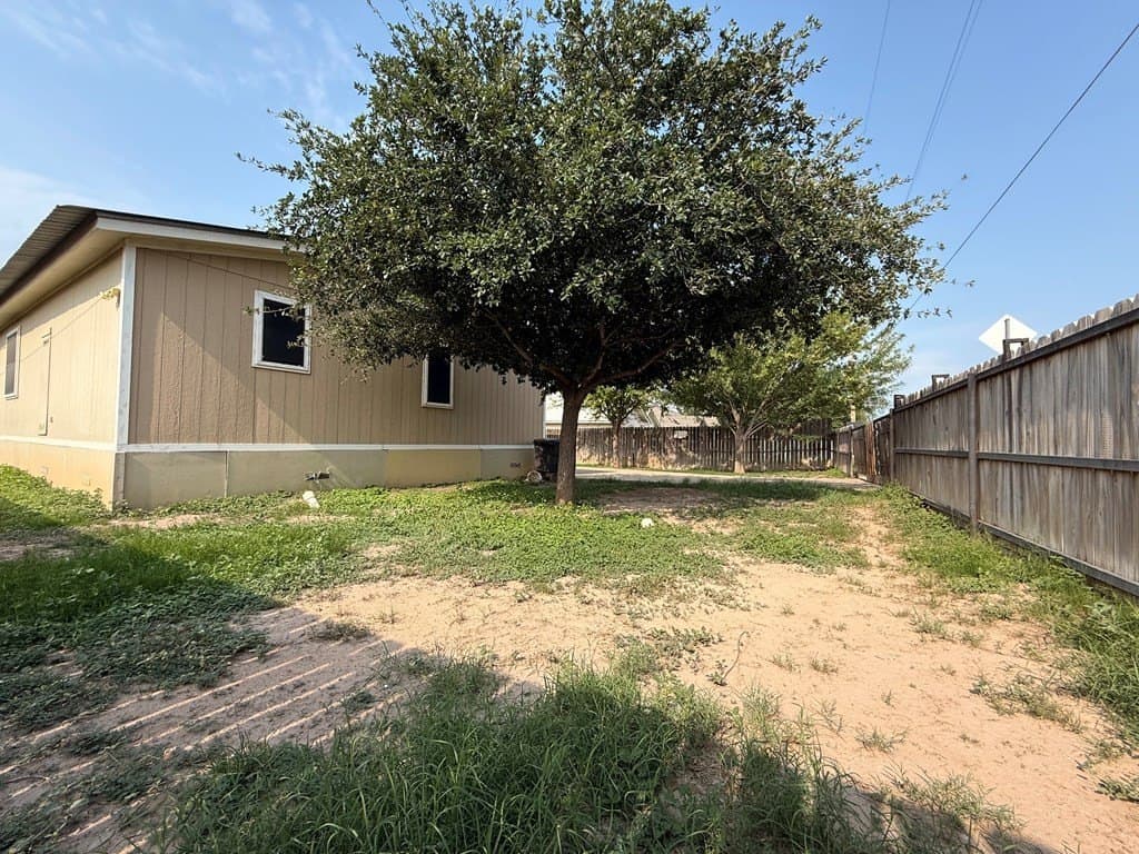 16,758 acres in Maverick County - photo 4