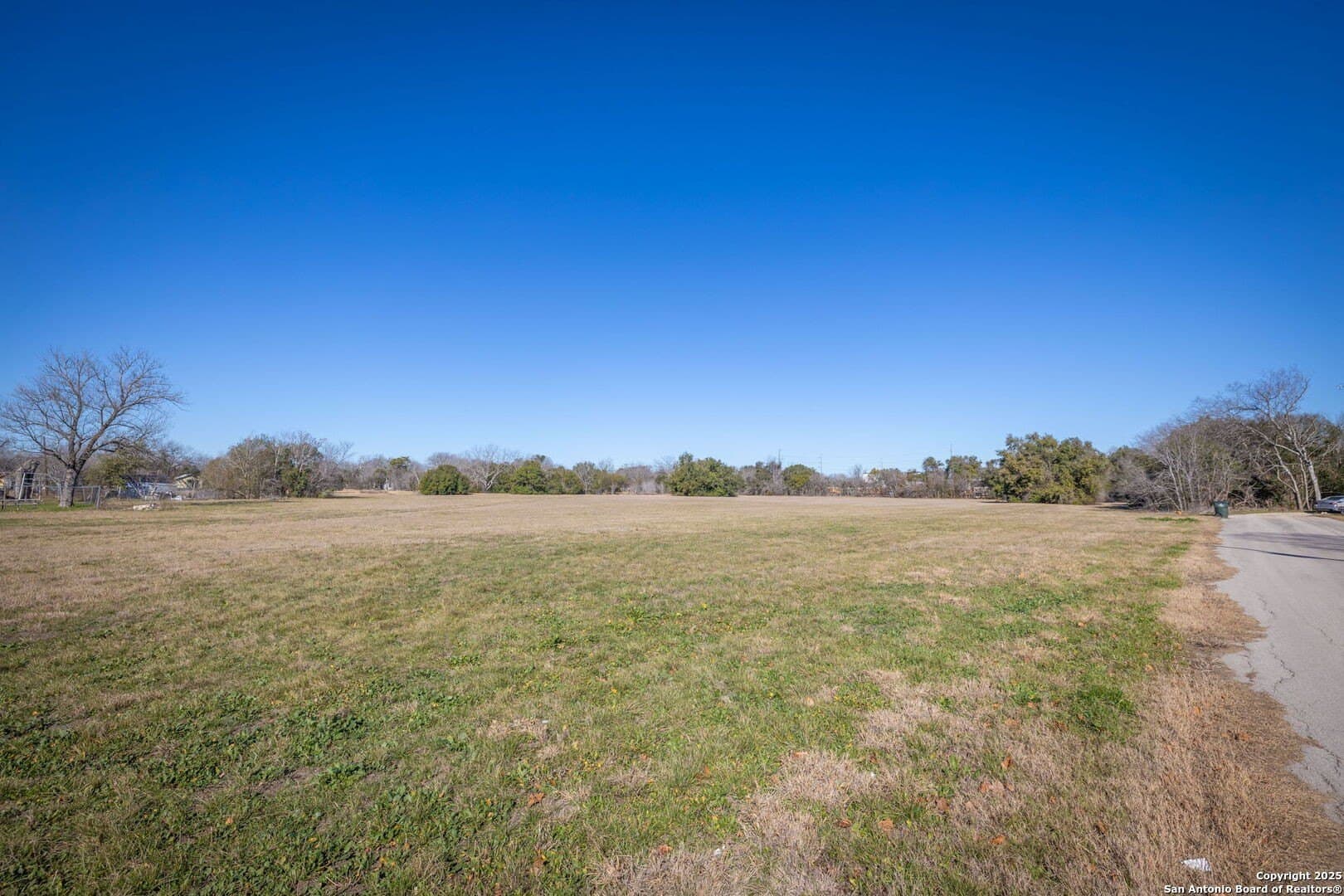 5.87 acres in Guadalupe County - photo 16