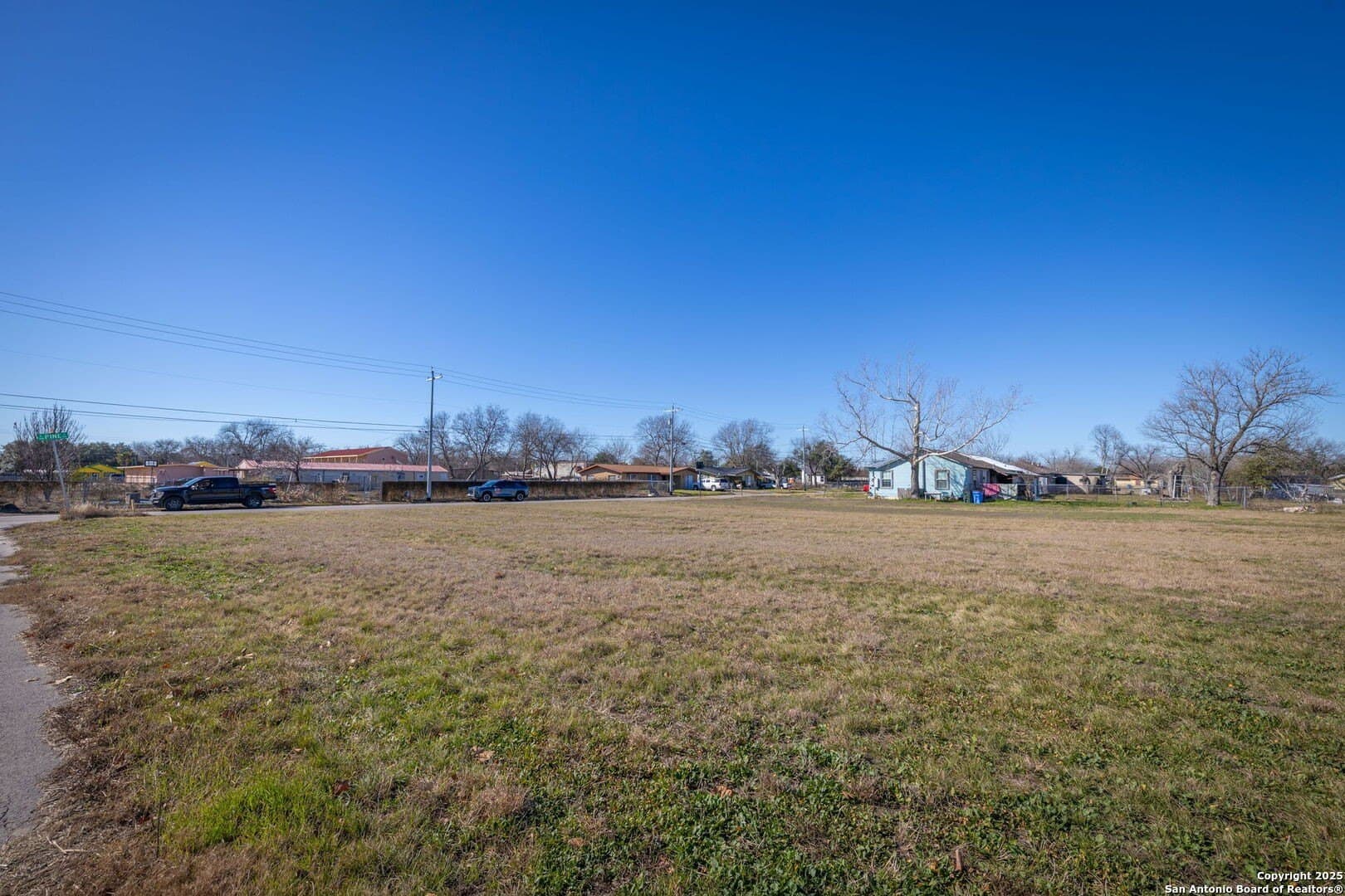 5.87 acres in Guadalupe County - photo 17