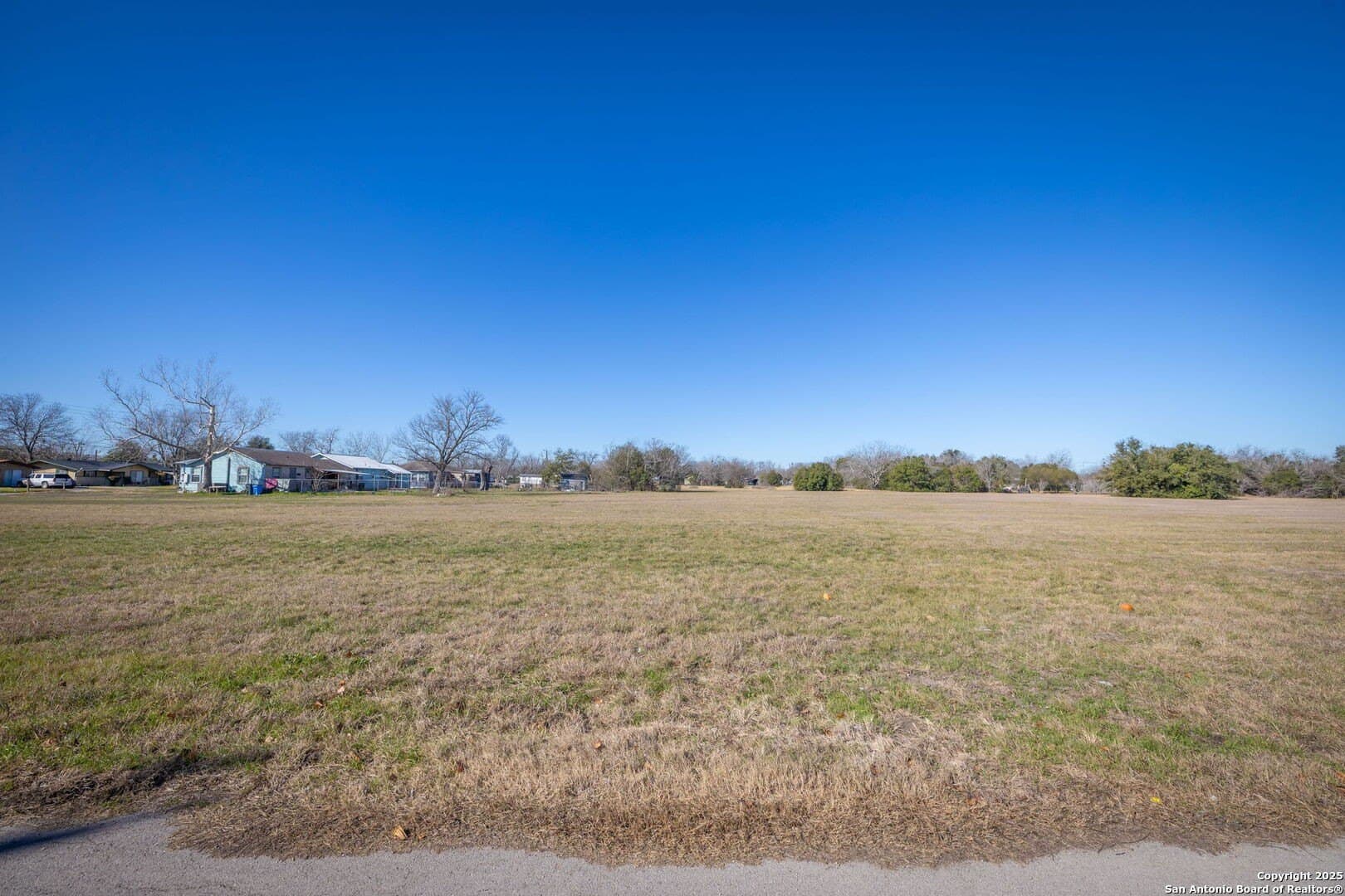5.87 acres in Guadalupe County - photo 18