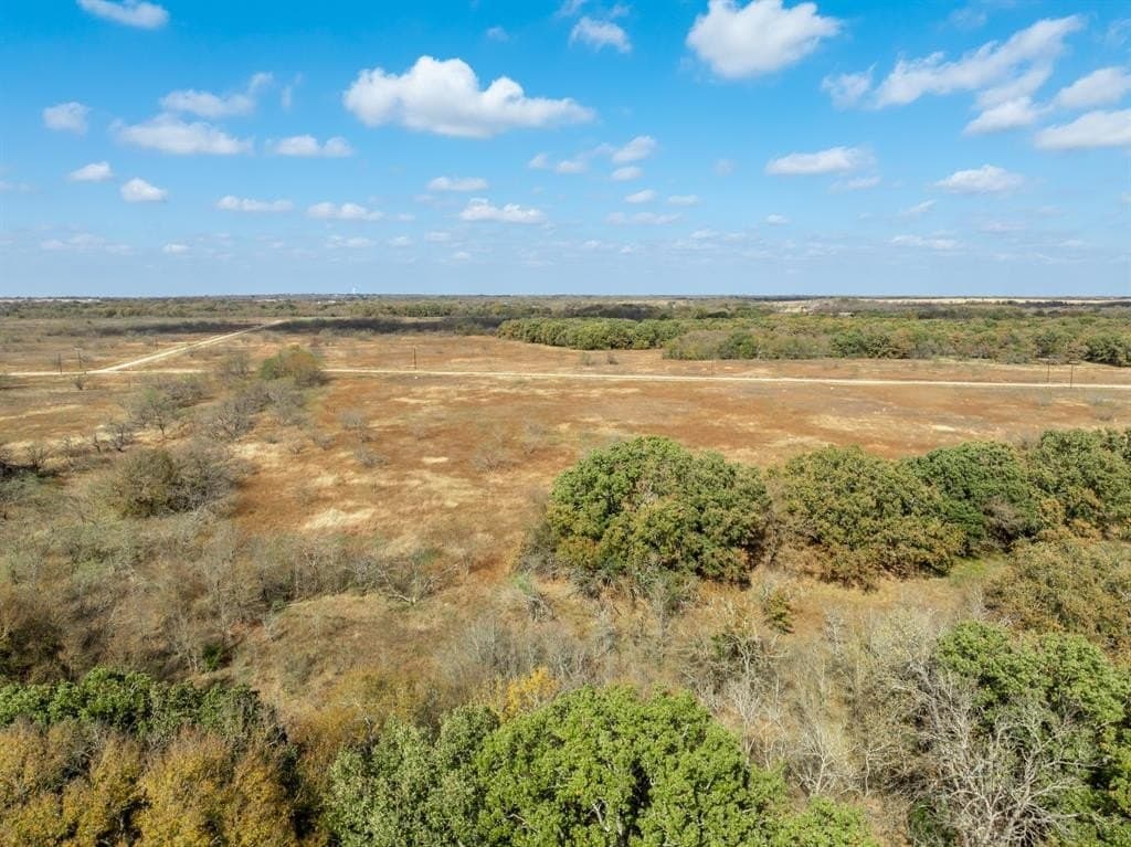 10.01 acres in Hill County - photo 11