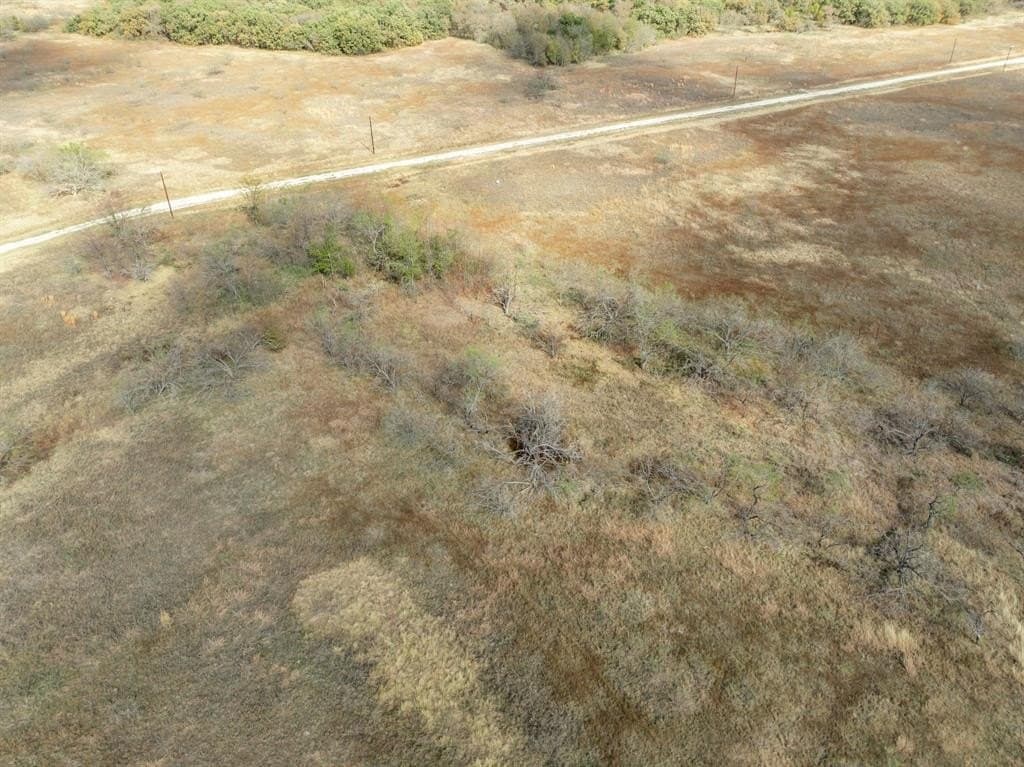 10.01 acres in Hill County - photo 4