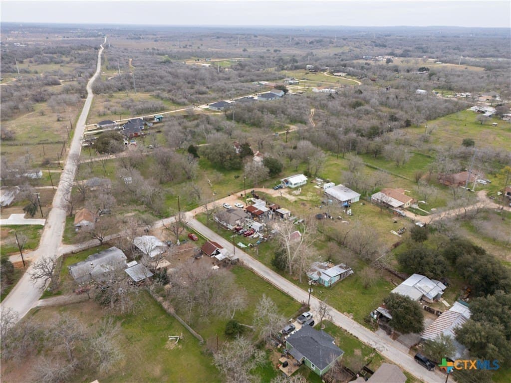 0.25 acres in Caldwell County - photo 4