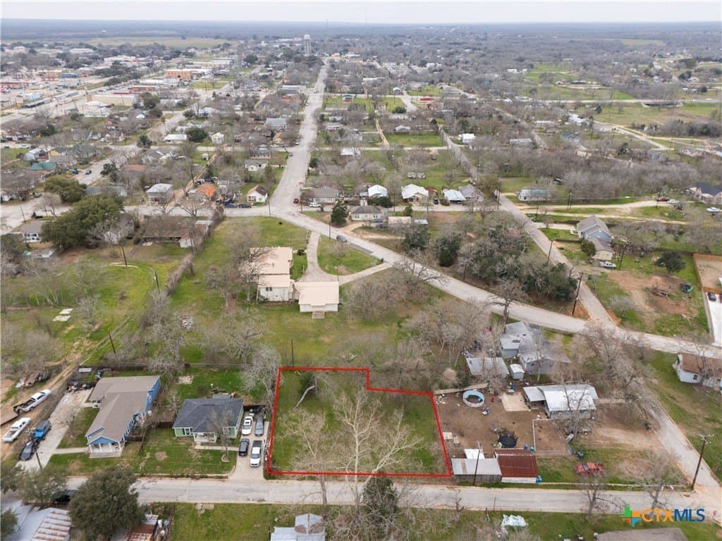 0.25 acres in Caldwell County - photo 2