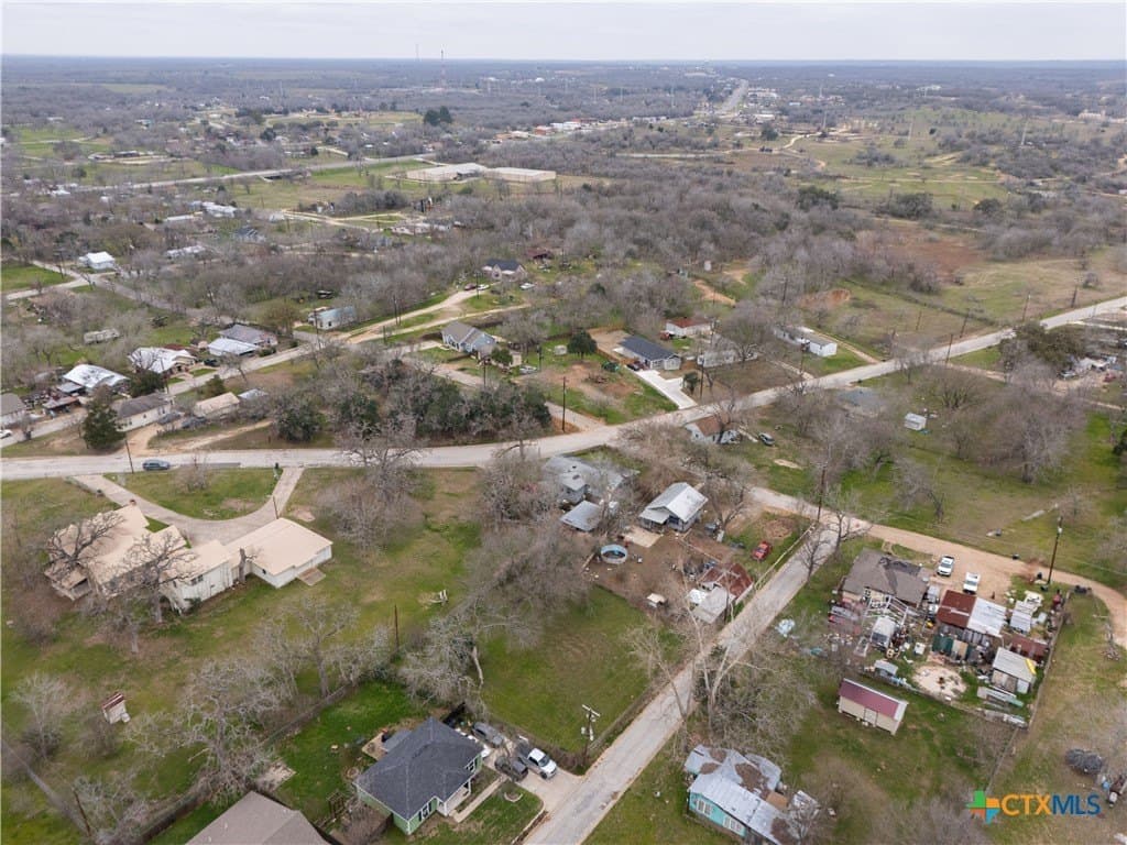 0.25 acres in Caldwell County - photo 3