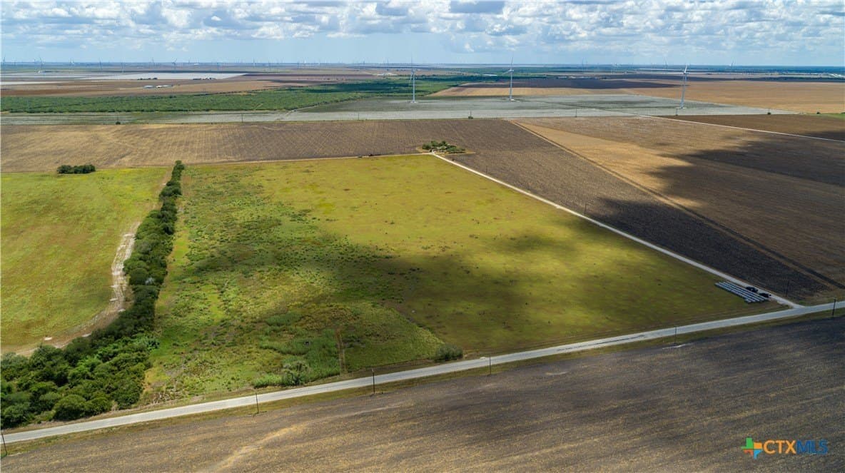 39.94 acres in San Patricio County - photo 3