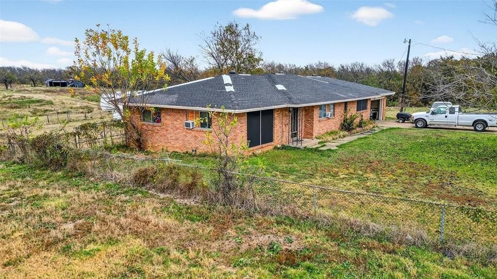 9.67 acres in Grayson County - photo 11