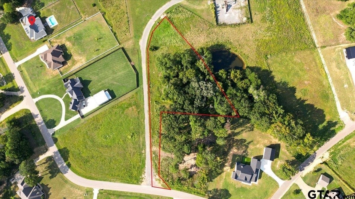 1.67 acres in Smith County - photo 12