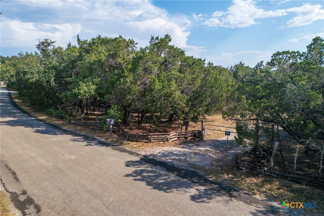 4.18 acres in Hays County - photo 2